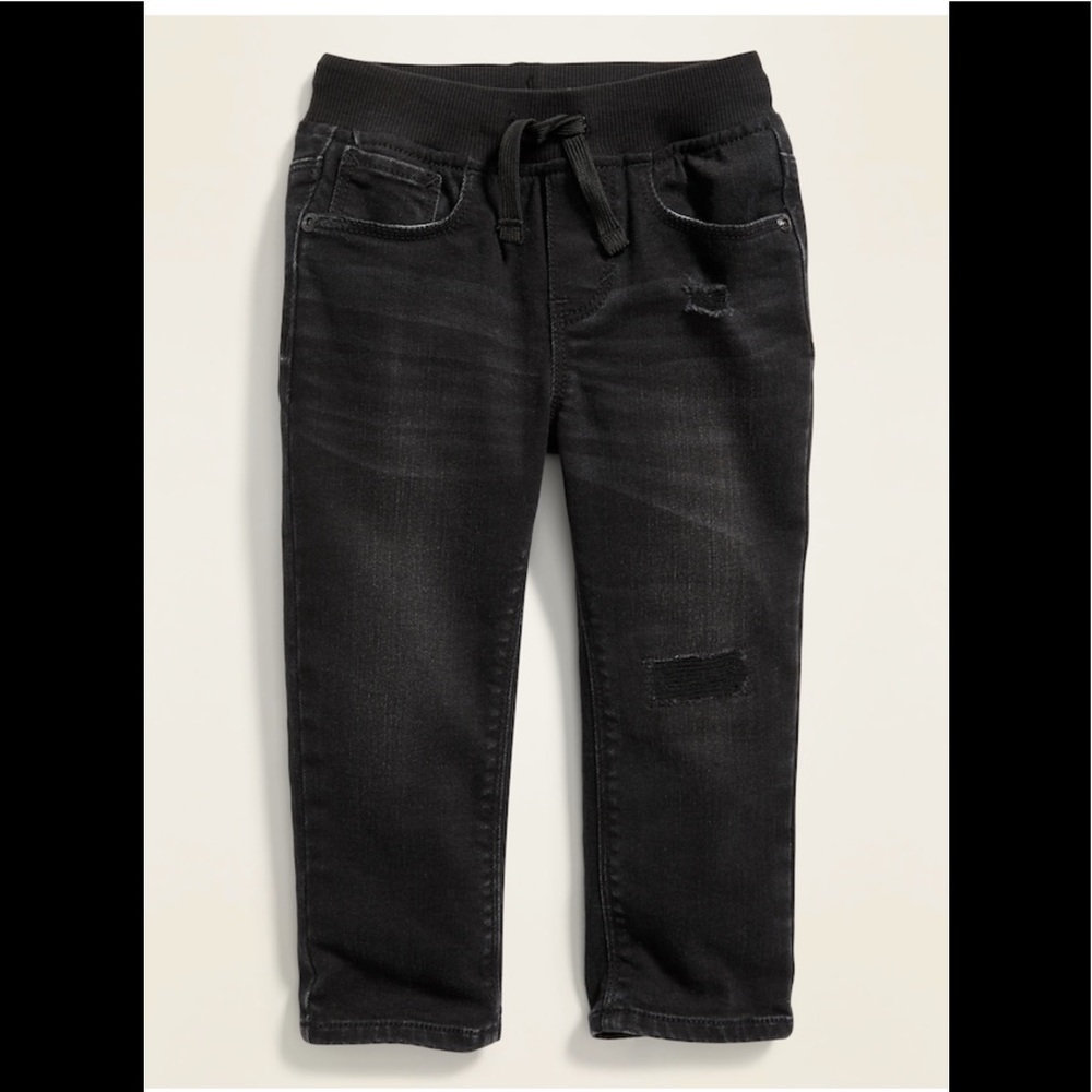 Toddler distressed black skinny jeans.